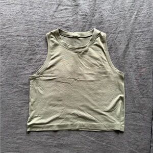Lululemon Breeze By Cropped Muscle Tank - Vancouver